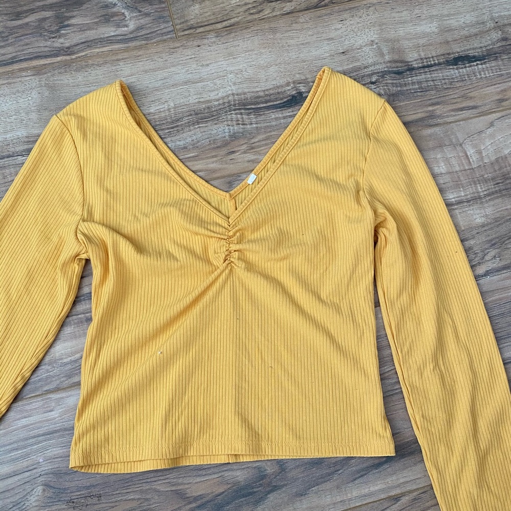 Fall !!! Long sleeve pacsun pinch top!!🍁